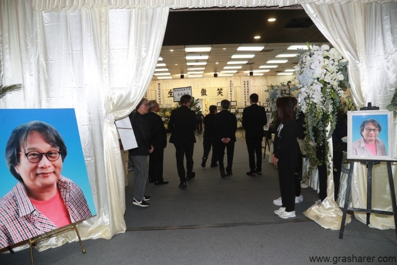 林超荣遗孀屈颖妍及林超荣家人昨日在红磡世界殡仪馆